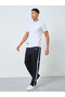 Men Regular Fit Interlock T-Shirt with Badge Detail - 2