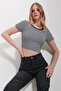 Black Crew Neck Striped Cropped Knitted Blouse Alc-X11551