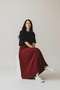 تنورة مطوية من الكريب المسطح