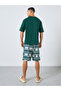 طقم تي شيرت وشورت رجالي قصة فضفاضة مطبوع - 5