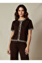 Regular Fit Top with Contrast Piping