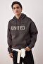 Antrasit Oversize/ Geniş Kesim Aplike Nakışlı Sweatshirt TMNAW26SW00056