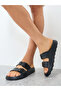 Men Buckle Detail Slides