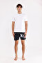 بطانة شبكية سريعة الجفاف مع جيب جانبي بسحاب وحزام خصر مرن قابل للتعديل - 5