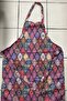 مريلة معلقة