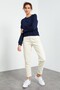 سويت شيرت نسائي من نوع Indigo Basic ذو شكل مريح ورقبة دائرية - 97114 - 2