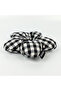 مشبك Scrunchies منقوش يدويًا من القماش القطني - أسود وأبيض - 4