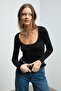 Luz Women's Ballerina Collar Half Placket Fitted Black Bodysuit with Slim Fit Snaps - 2