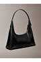 Emblem Logo Smooth Leather Shoulder Bag - 3