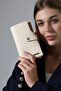 Women's Wallet with Horizontal Model Cover and Zipper Suitable for Daily Use