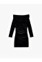 Slim Fit Long Sleeve Off-The-Shoulder Madonna Collar Mini Velvet Dress - 3