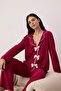 Vişne Kurdele/Fiyonk ve Biye Detaylı Viskon Dokuma Pijama Takımı THMAW25PT00032 - 2