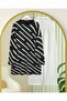 Casual Knit Sweater with Side Stripes and Beard - Black - 5