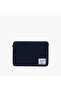 جراب كمبيوتر محمول صلب مقاس 14 بوصة من شركة Herschel Supply Co