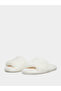 Solid Plush Heart Detail Slippers - 2