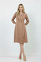 Rochie cu broșă maro deschis - 2