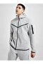 طقم بدلة رياضية ذات وجهين من Tech Fleece