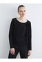 Zero Roba Collar Flower Applique Women's T-Shirt from Uzg Store for Style Enthusiasts