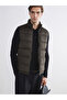 Ozmarka New Season Standard Fit Stand Collar Men's Puffer Vest