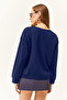 Women's Navy Blue Basic Soft Textured Loose Sweatshirt - 5