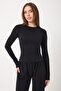 Ultra Soft Combed Modal Round Neck Blouse Black - 4
