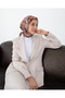وشاح حريري من ليو