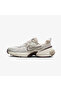 حذاء رياضي V2K Run باللون البيج - 4