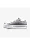 حذاء رياضي نسائي من Chuck Taylor All Star ذو نعل سميك باللون الرمادي - 4