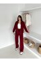 طقم رياضي نسائي مريح من القماش المرن بسحاب
