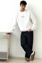 سويت شيرت رجالي كبير الحجم من CHMP STUDIOS مطبوع باللون الأبيض - ياقة دائرية، 3 خيوط مطبوعة - 2