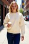 Women's Crew Neck Low Sleeve Regular Fit Knitted Sweatshirt Functional Durable Quality