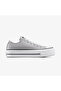 حذاء رياضي نسائي من Chuck Taylor All Star ذو نعل سميك باللون الرمادي