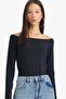 Black Women's Blouse G5701Ax/Bk81