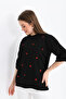 Women's Crew Neck Short Sleeve Heart Embroidered Knit Sweater 10164 - 2