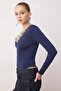 Lacivert Örme Dantelli Yaka Detaylı Body TPRAW25BD00007 - 3