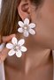 White Flower Figured Straw Earrings with Pearl and Stone Detail - 2