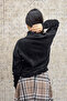 سترة صوفية سوداء بياقة عالية - 4