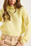 Women's Light Yellow Turtleneck Soft Textured Crop Knit Sweater Kzk-19001106 - 6