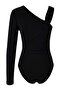 Limited Edition Siyah Aksesuar Detaylı Asimetrik Yaka Örme Party Body TPRSS26BD00001 - 6