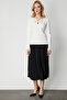 Knitwear Sweater with Ten Collar Windows - 8