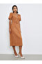 Fabric belt as image trim at neck Half Sleeves Sheath Midi Dress - 3