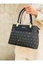 A Timeless and Versatile Handbag That Combines Everyday Chic and Elegance on the Go. - 2
