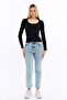 Women's long sleeve Stretch Fabric u-neck basic blouse - 3