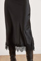Women's Black Elastic Waist Lace Detailed Maxi Flowy Satin Skirt Etk-19000380 - 4