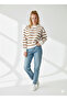 Women's Cool Oversized Mold Crew Neck Thick Basic Three Thread Inner Sweatshirt with Fleece-Lined Grids
