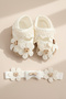 Organic Lace Detailed Bandana Newborn Booties