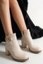 Women's Beige Zippered Daily Use Short Heeled Boots (7 cm) - 4