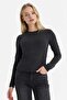 Fitted Crew Neck Long Sleeve T-Shirt G8438Ax25Wn - 5