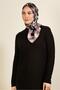 وشاح منقوش 3857