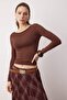 Wardrobe Essentials Kahverengi Yumuşak Dokulu Kayık Yaka İnce Triko Kazak TWOAW26KZ00293 - 6